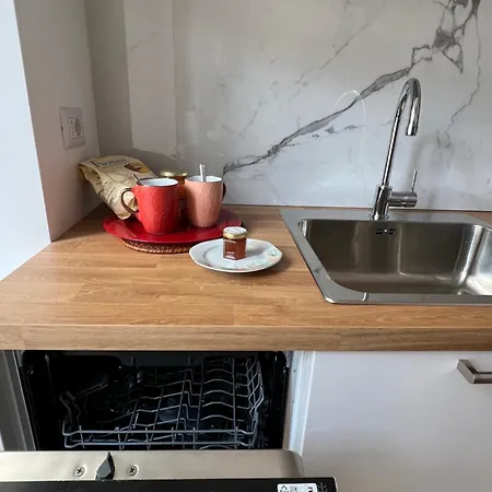 Apartment Spazio Di Stile Metro C Mirti Rome
